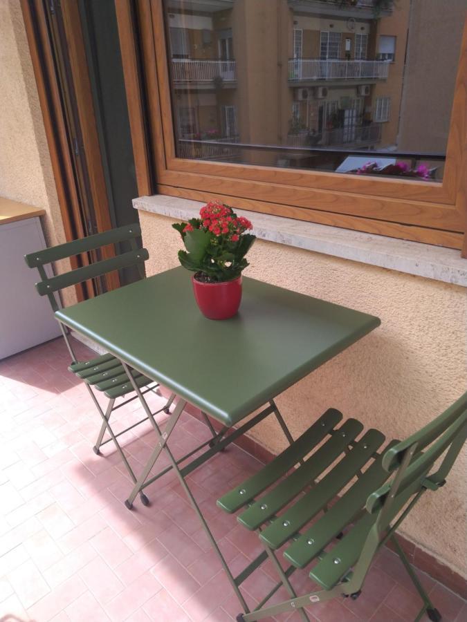 A Due Passi Da San Pietro Bed & Breakfast Roma Exterior foto